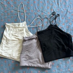 3 Aritzia crop tanks -2xl